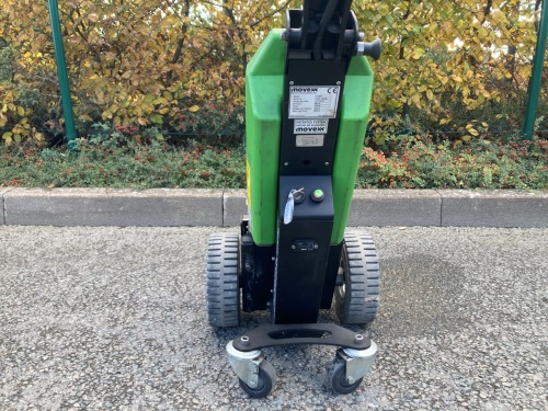 Tahač MOVEX T 1000