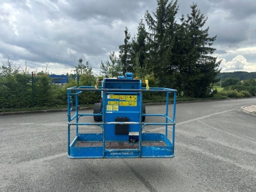 Vysokozdvižná pracovní plošina GENIE Z51/30J