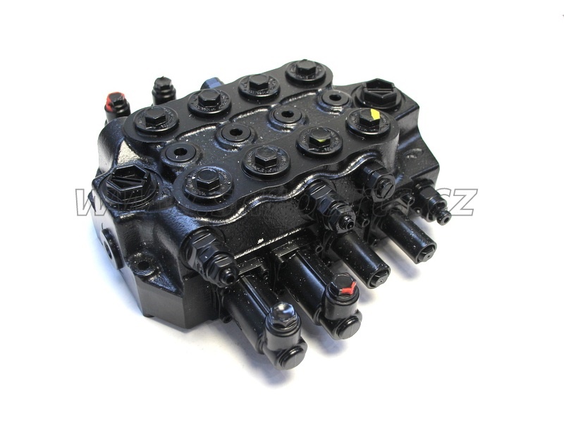 rozvaděč hydraulický MANITOU
