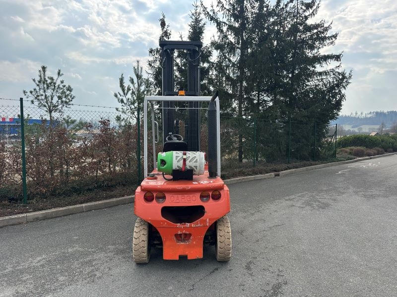 Čelní vysokozdvižný vozík BT C4G 250 D