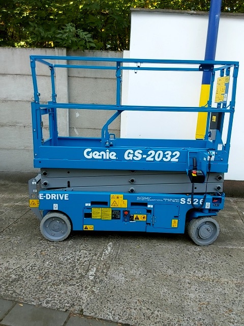 Vysokozdvižná pracovní plošina GENIE GS 2032
