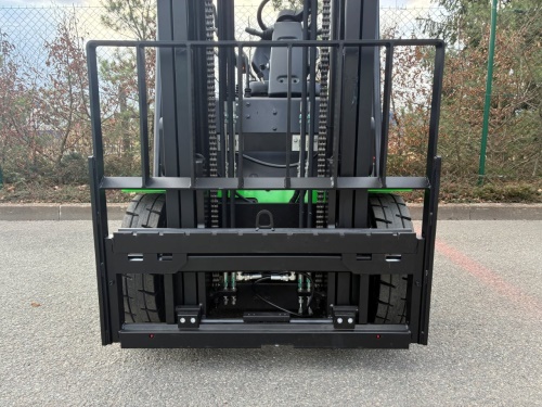 Čelní vysokozdvižný vozík EP EFL183; 80V/150Ah