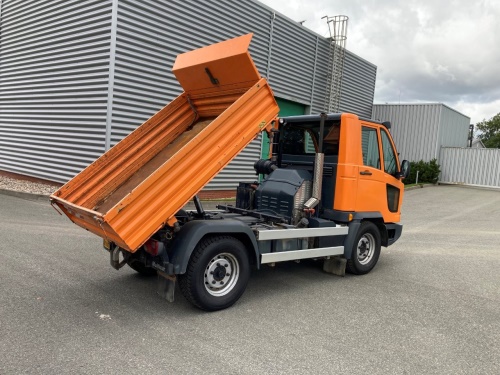 Komunální vozidlo MULTICAR M 27 C 4x4