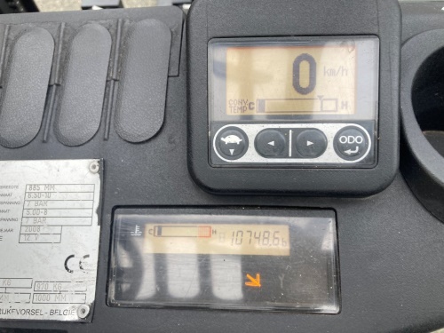 Čelní vysokozdvižný vozík TOYOTA 02-8FGF15