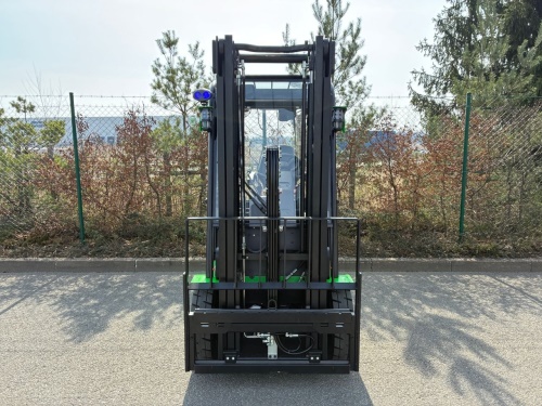 Čelní vysokozdvižný vozík EP EFL183; 80V/230Ah