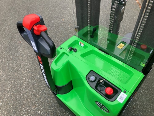 Elektrický vysokozdvižný vozík EP WSA161; 24V/100Ah (Li)