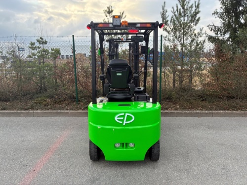 Čelní vysokozdvižný vozík EP EFL183; 80V/150Ah