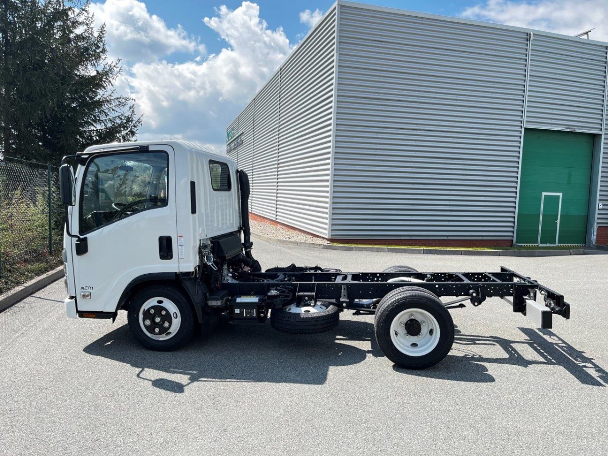 Komunální vozidlo ISUZU M21 TT