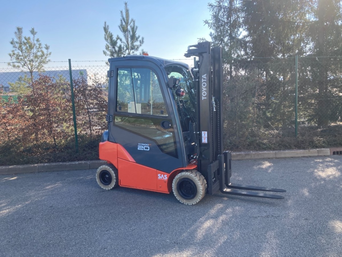 Čelní vysokozdvižný vozík Toyota 8FBMK20T