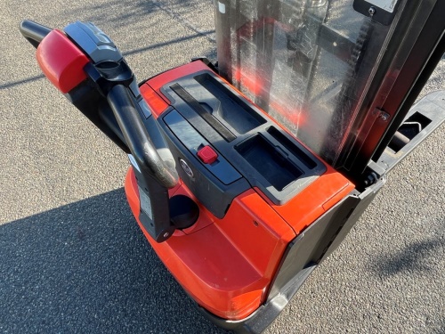 Elektrický nízkozdvižný vozík BT SWE 140