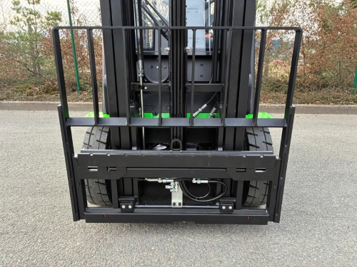 Čelní vysokozdvižný vozík EP EFL183; 80V/230Ah