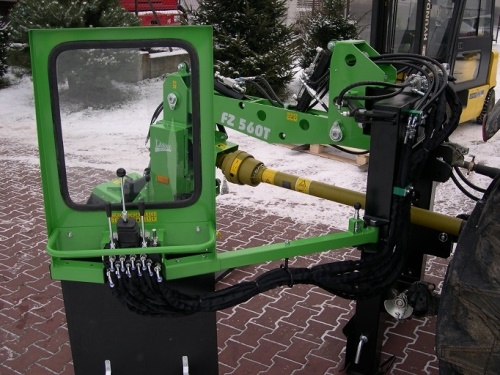FZ 560 T - M