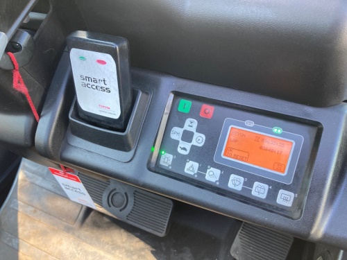 Čelní vysokozdvižný vozík Toyota 8FBMK20T