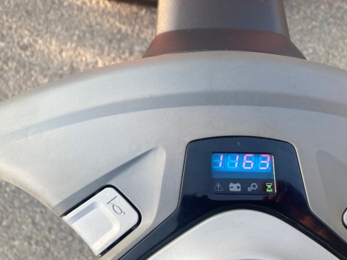 Elektrický nízkozdvižný vozík BT SWE 140