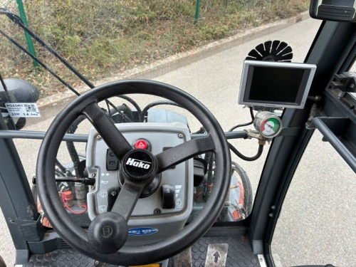 Víceúčelový komunální stroj HAKO CITYMASTER 600