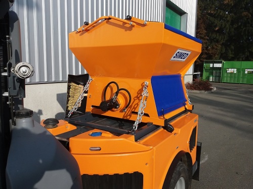 Víceúčelový komunální stroj HAKO 1600 Citymaster