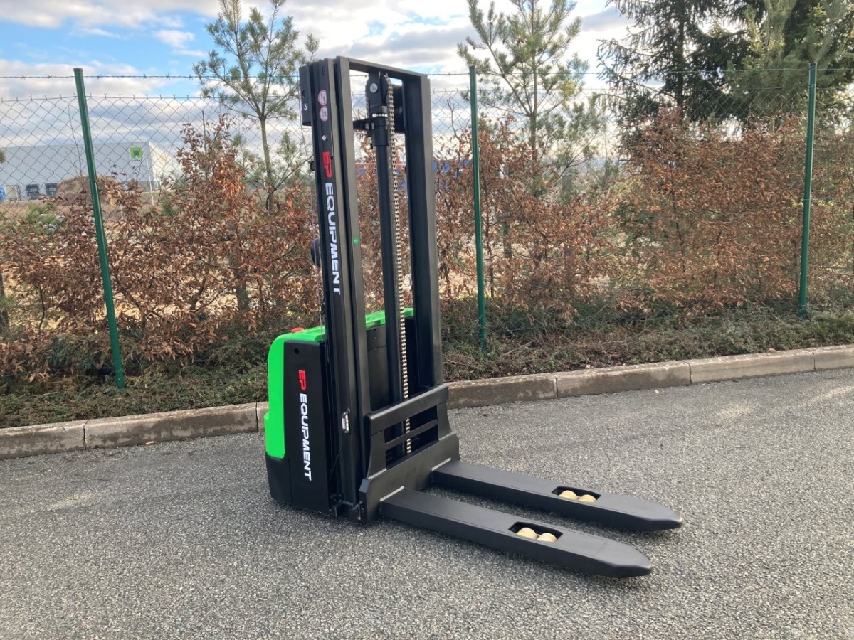 Elektrický vysokozdvižný vozík EP WSA121 24V/100Ah (Li)
