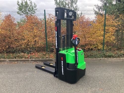 Elektrický vysokozdvižný vozík EP WSA161; 24V/100Ah (Li)