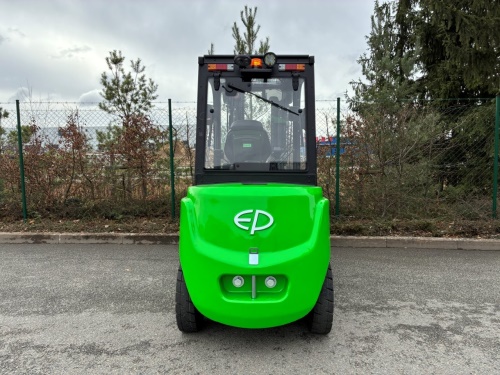 Čelní vysokozdvižný vozík EP EFL352X5; 80V/280Ah (560Ah)