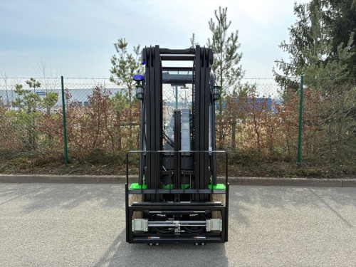 Čelní vysokozdvižný vozík EP EFL183; 80V/230Ah