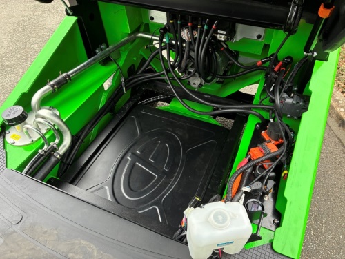 Čelní vysokozdvižný vozík EP EFL352X5; 80V/280Ah (560Ah)