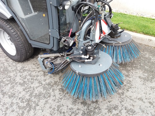 Víceúčelový komunální stroj HAKO 1600 Citymaster