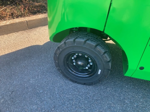 Čelní vysokozdvižný vozík EP EFL252X2; 80V/280Ah;