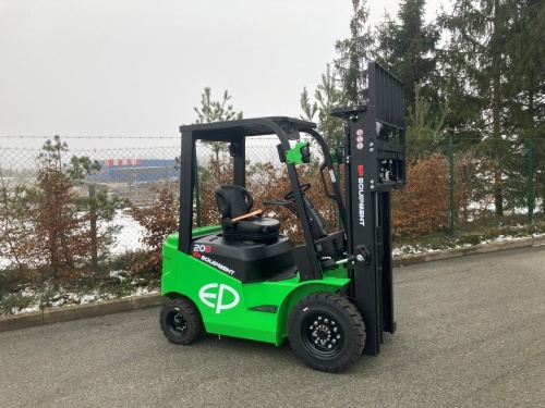 Čelní vysokozdvižný vozík EFL203 80V/230Ah; 60A, externí nabíječ