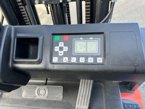 Čelní vysokozdvižný vozík TOYOTA 8FBMKT30