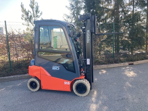 Čelní vysokozdvižný vozík Toyota 8FBMK20T