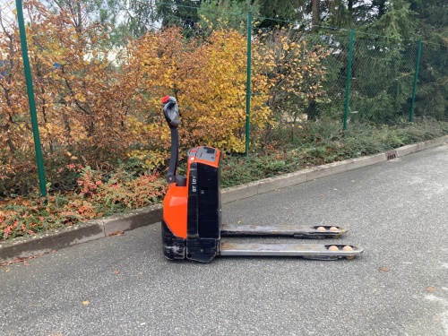 Elektrický nízkozdvižný vozík BT LWE 140