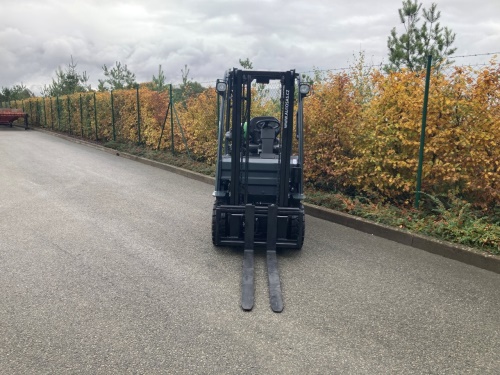 Čelní vysokozdvižný vozík TOYOTA 02-8FGF15