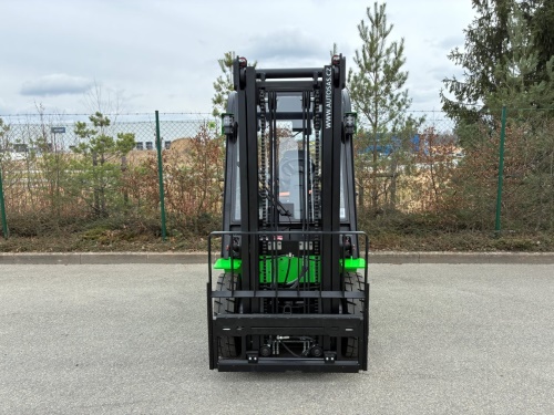 Čelní vysokozdvižný vozík EP EFL252X5; 80V/280Ah (560Ah)