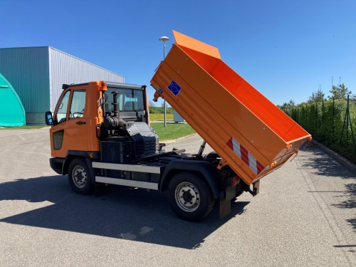 Komunální vozidlo Multicar M 27 COMPACT
