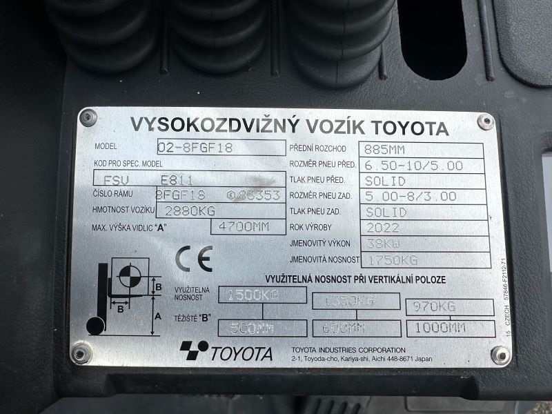 Čelní vysokozdvižný vozík TOYOTA 02-8FGF18