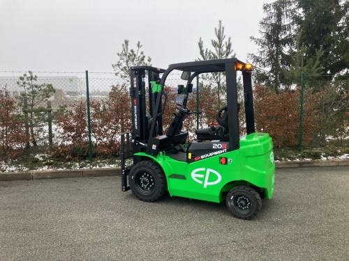 Čelní vysokozdvižný vozík EFL203 80V/230Ah; 60A, externí nabíječ