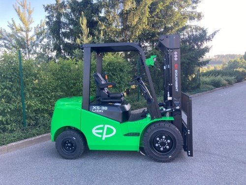 Čelní vysokozdvižný vozík EP EFL382X5; 80V/280Ah