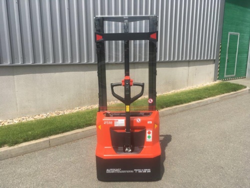 Elektrický pal. vozík vysokozdvižný PVE 12/2900