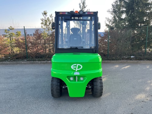 Čelní vysokozdvižný vozík EP CPD50L1; 80V/560Ah