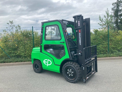 Čelní vysokozdvižný vozík EP CPCD35T8