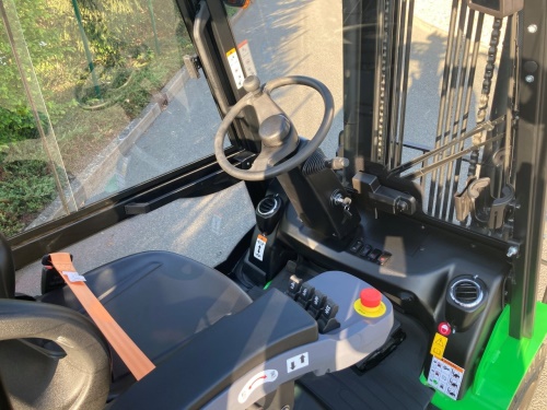 EP EFL253 P 80V/280Ah; 150A externí nabíječ