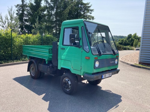 Komunální vozidlo Multicar M26