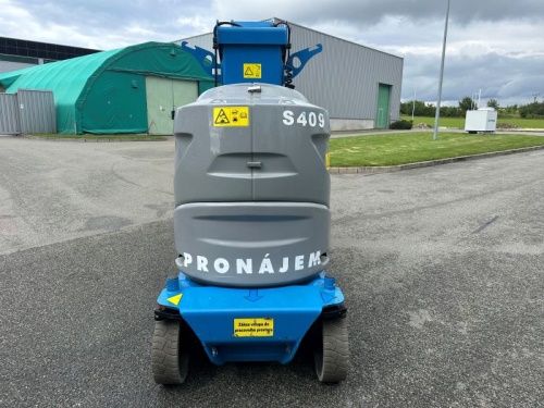 Vysokozdvižná pracovní plošina Genie GR 26 J