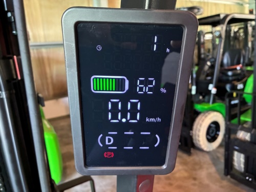 Čelní vysokozdvižný vozík EP TVL182; 80V/230Ah