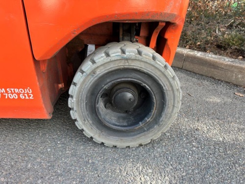 Čelní vysokozdvižný vozík TOYOTA 8FBMT18