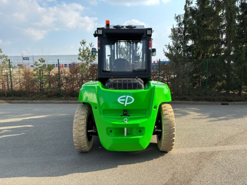 Čelní vysokozdvižný vozík EP EFL803-HV-9; 309V/304Ah