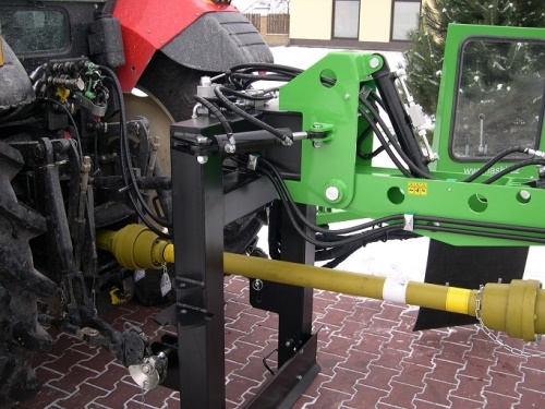 FZ 560 T - M