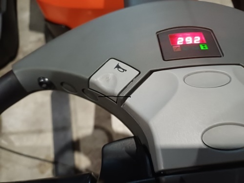 Elektrický vysokozdvižný vozík BT SWE 120