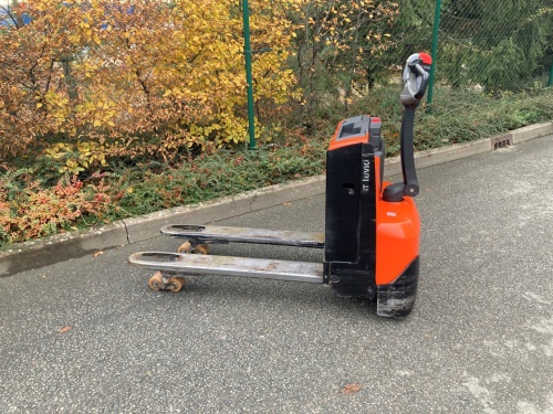 Elektrický nízkozdvižný vozík BT LWE 140