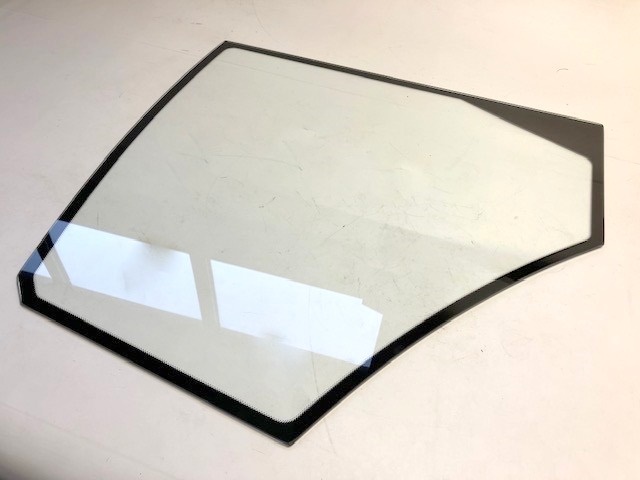 sklo dveří spodní levé  kabiny HAKO CITYMASTER